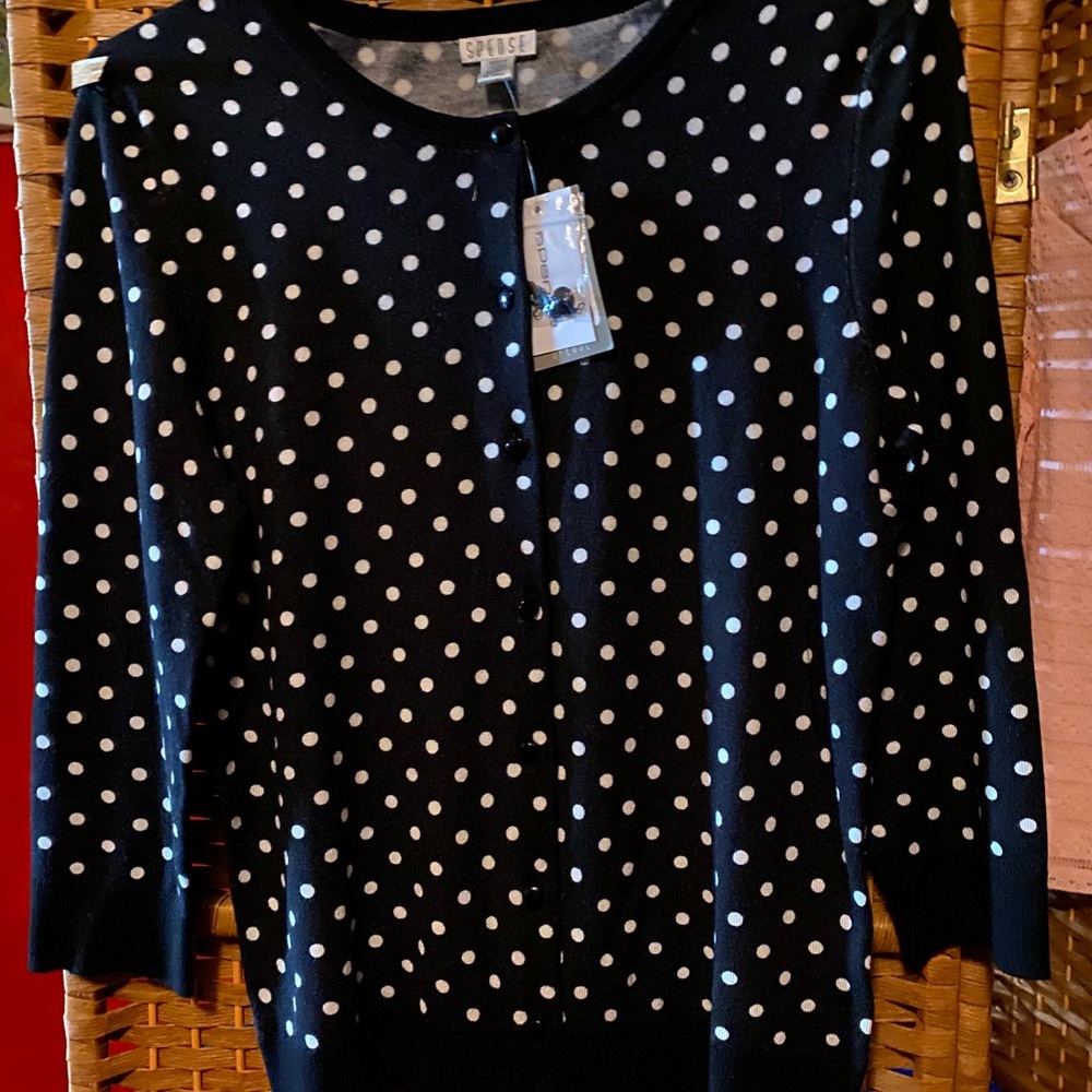 Sweater - Picture 2 of 5